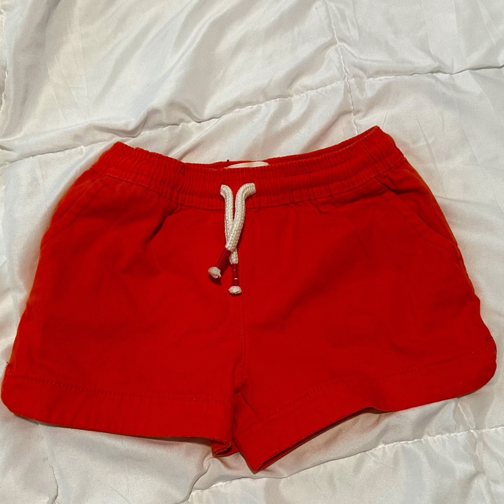 Mini Boden Heart Pocket Shorts